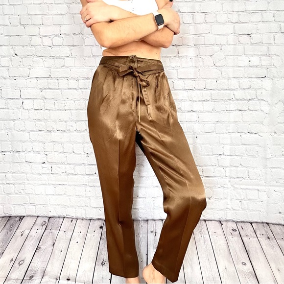 Vintage metallic gold, satin pleated trousers - Picture 3 of 11